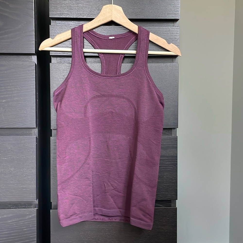 Lululemon tank XS/S (size 4) purple my race my pace
